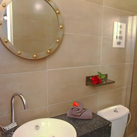 Myhub Skg, Luxurious Living Lägenhet